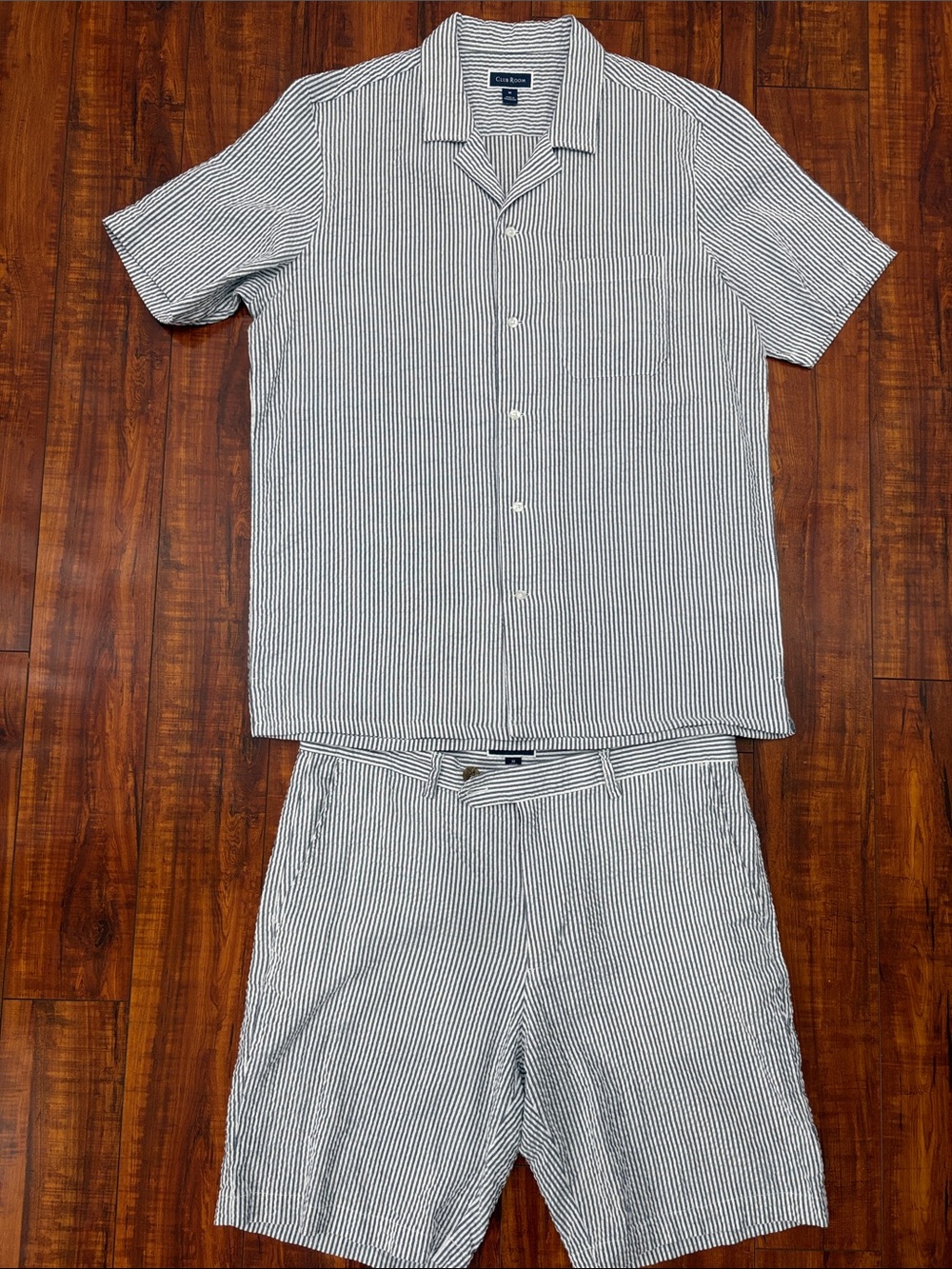 Club Room Men’s White and Black Striped Short-Sleeve Button Shirt